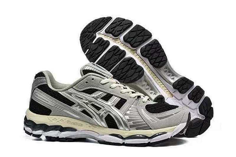 ASICS Gel-Kayano 12.1 Gris / Negro